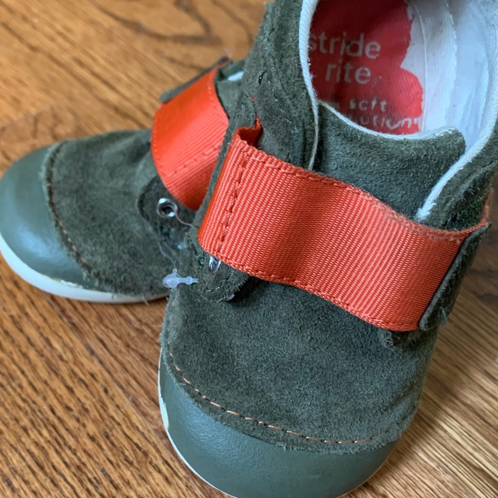Stride Rite size 4.5 shoe